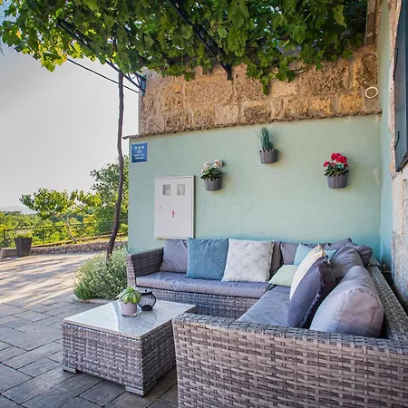 Holiday home Grosses In Mit Pool Gornji Vinjani